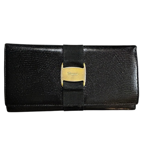 🔥Salvatore Ferragamo Long Leather Wallet
